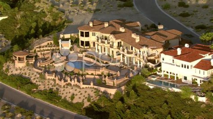 'Modern Family' Creator's Mansion Sells For $9.77 Million