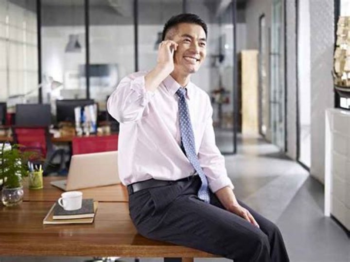 17 Outdated Office Etiquette Rules That Are So Laughable Today