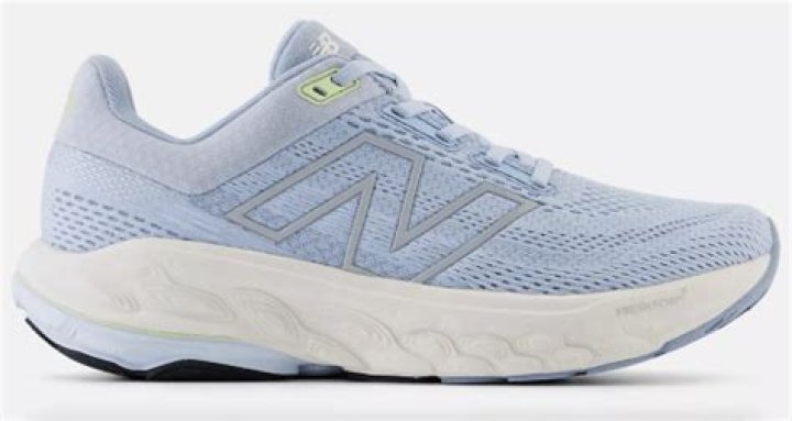 5 Best Shoes for Flat Feet, Podiatrists Say