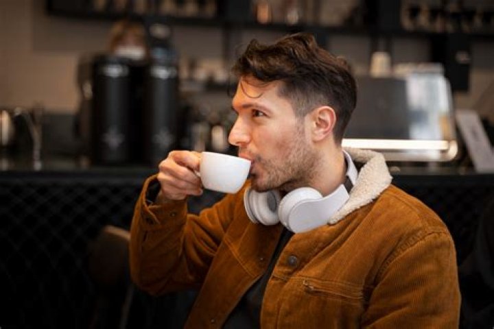 5 Things You Should Do Before Taking Your First Sip of Coffee in the Morning