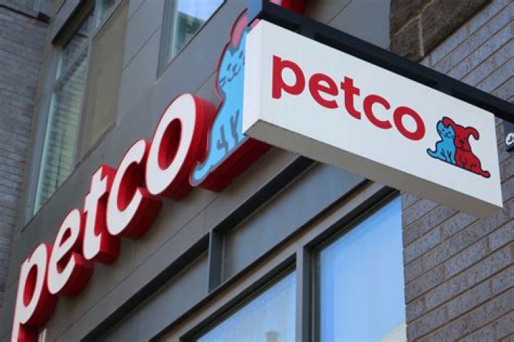 5 Warnings to Shoppers From Ex-Petco Employees