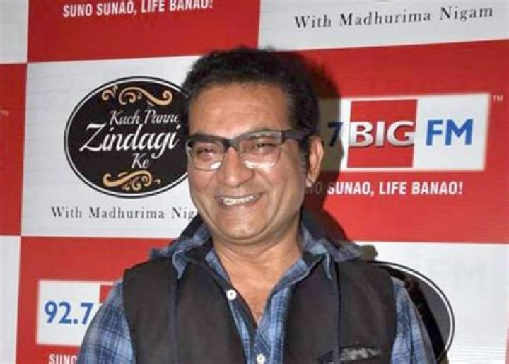 Abhijeet Bhattacharya Height, Weight, Age, Wife, Family