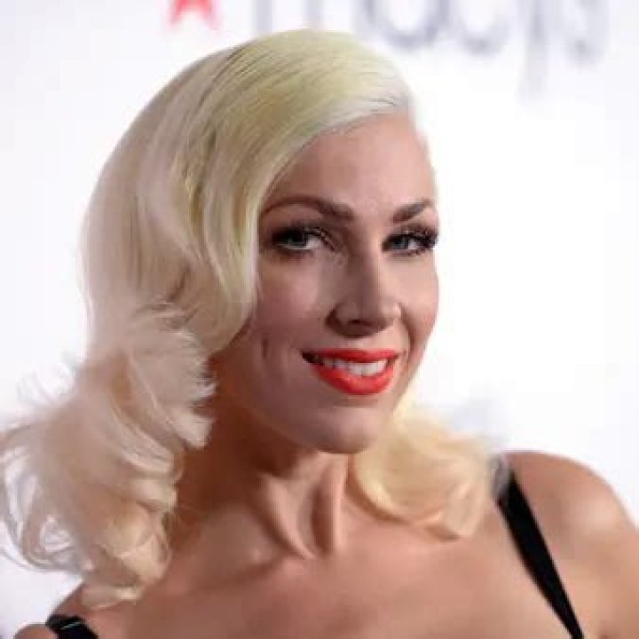 Bonnie McKee Net Worth | Celebrity Net Worth