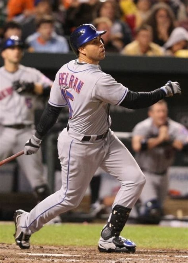 Carlos Beltrán Height, Weight, Age, Net Worth, Spouse, Family