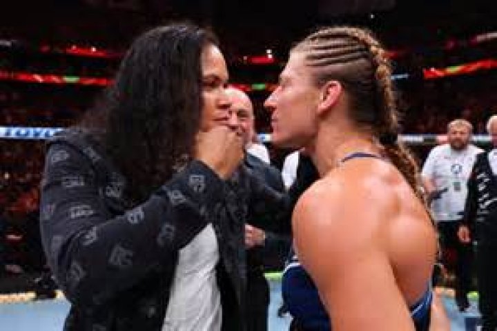 
Defying all Odds, Amanda Nunes Ends Cyborg's 20 win streak, Takes Home Two Belts, Enters the All time Great Conversation