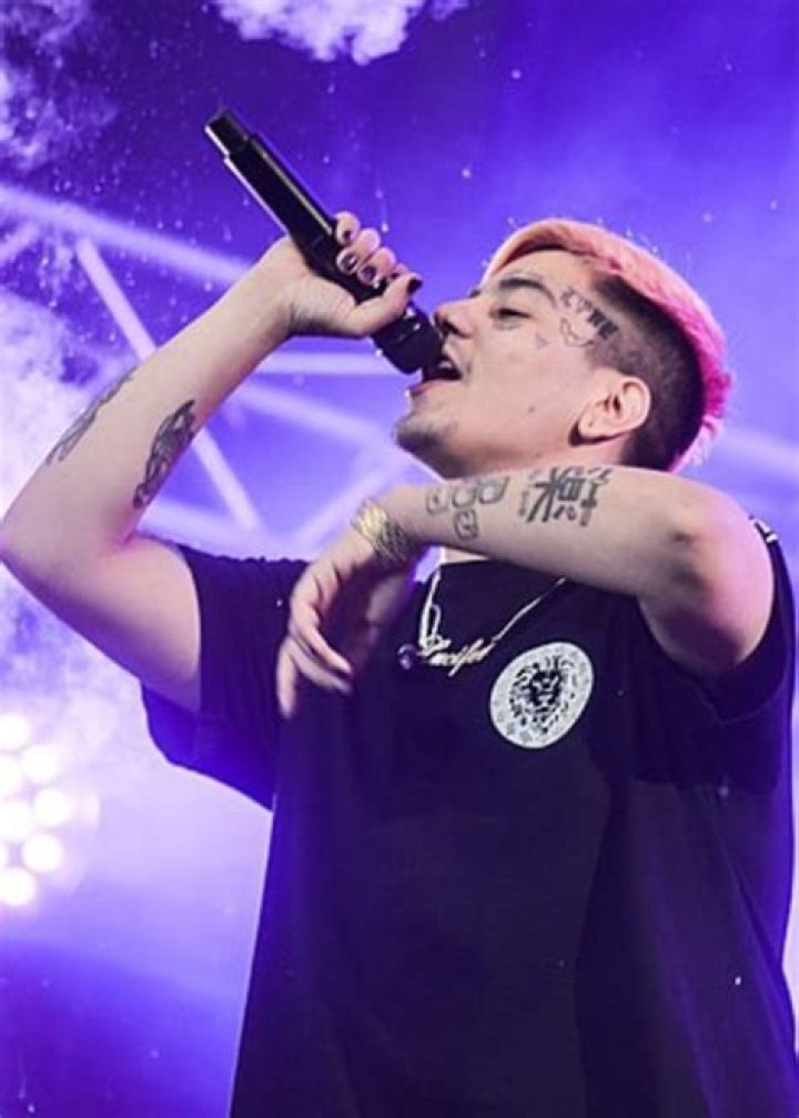 Duki (Rapper) Height, Weight, Age, Family, Children, Biography