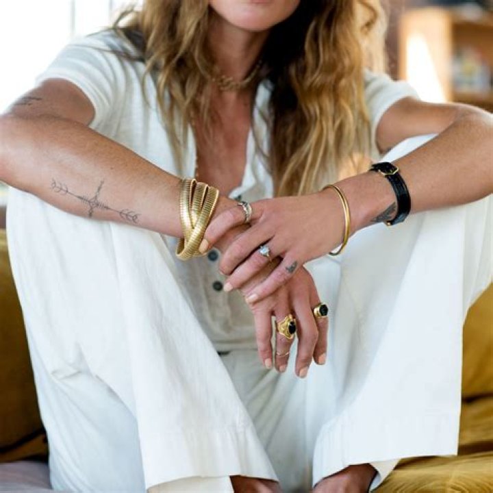 Erin Wasson Height, Weight, Age, Body Statistics