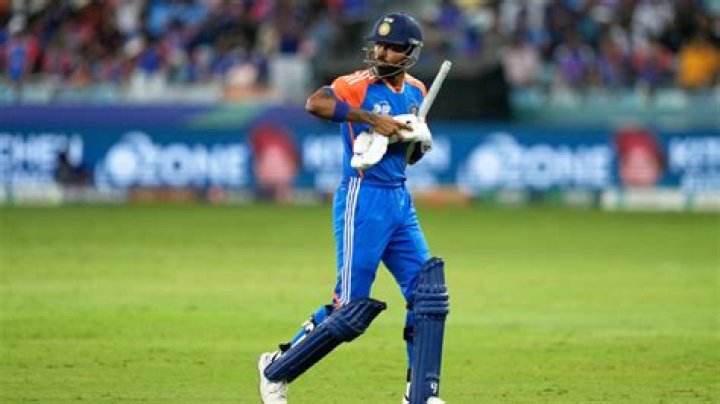 Hardik Pandya Height, Weight, Age, Body Statistics