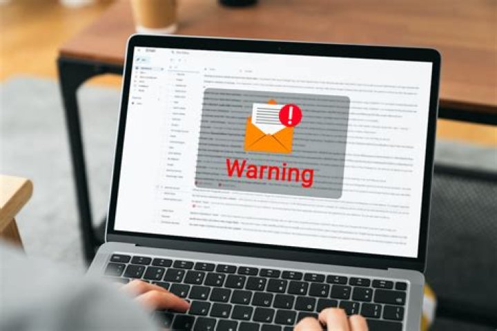 How to Identify Phishing Emails: 7 Easy Ways to Spot a Scam