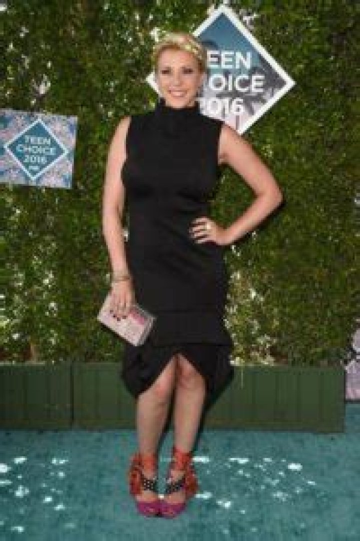 Jodie Sweetin Height, Weight, Age, Spouse, Family, Facts, Biography