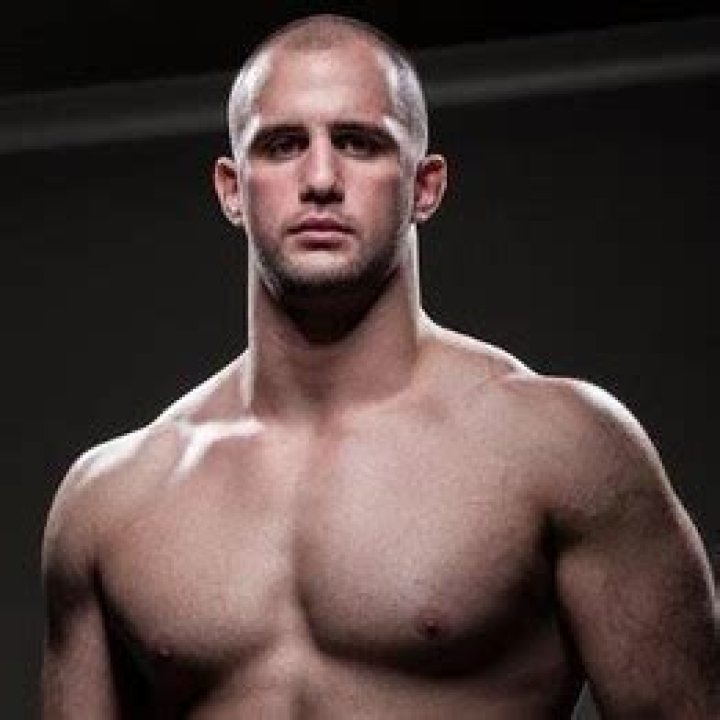Kelly Anundson Biography- MMA, UFC, Earnings, Salary, Net worth, Married, Relationship, Affair, Age, Height, Family, Career, Nationality