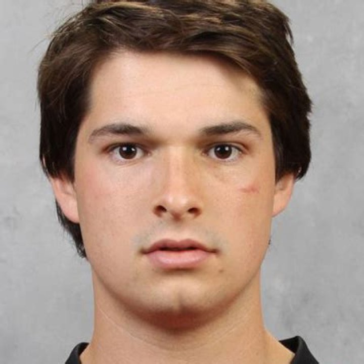 Matt Puempel Biography- NHL player, Salary, Contract, Earnings, Net worth, Married, Relationship, Affair, Age, height, Family, Girlfriend