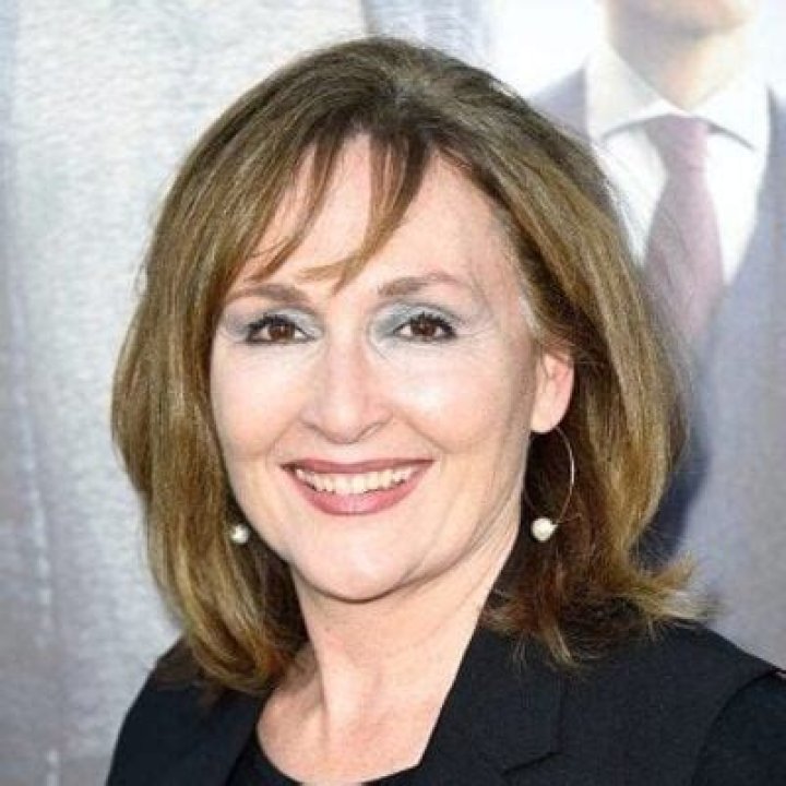 Nora Dunn Net Worth | Celebrity Net Worth