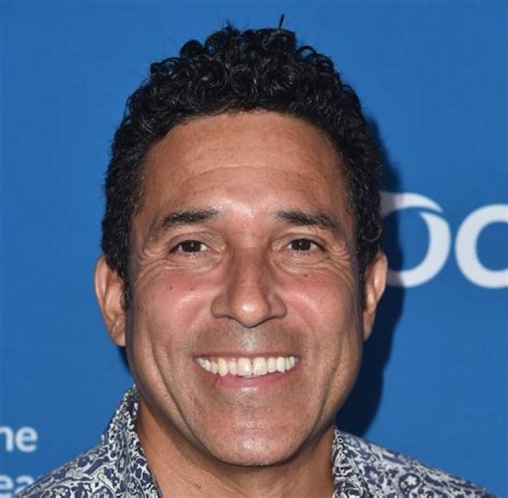 Oscar Nunez Net Worth | Celebrity Net Worth
