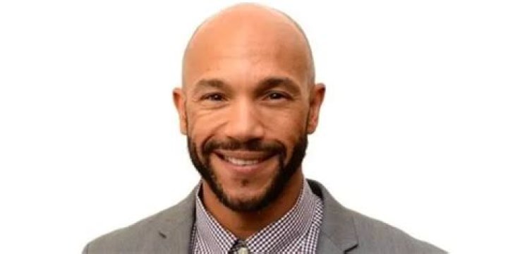 Stephen Bishop Net Worth | Celebrity Net Worth
