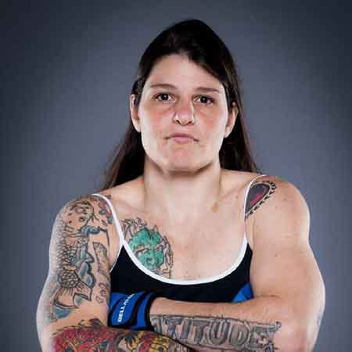 Talita Nogueira Biography, Bio, MMA, Bellator MMA, featherweight, Net Worth, Salary, married, affair, relationship, girlfriend, wife