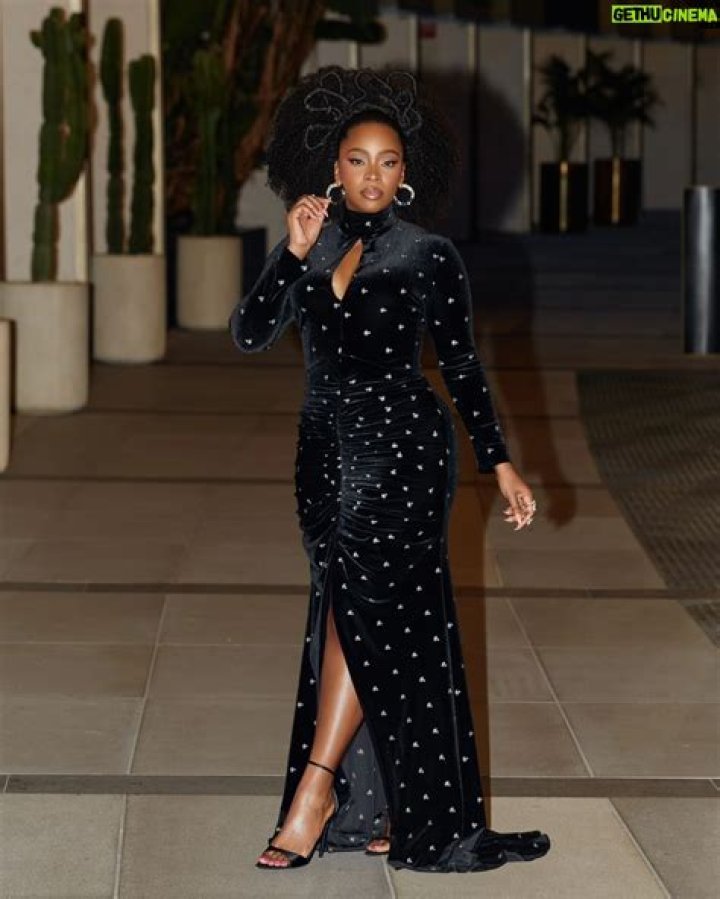 Teyonah Parris Height, Weight, Age, Body Statistics