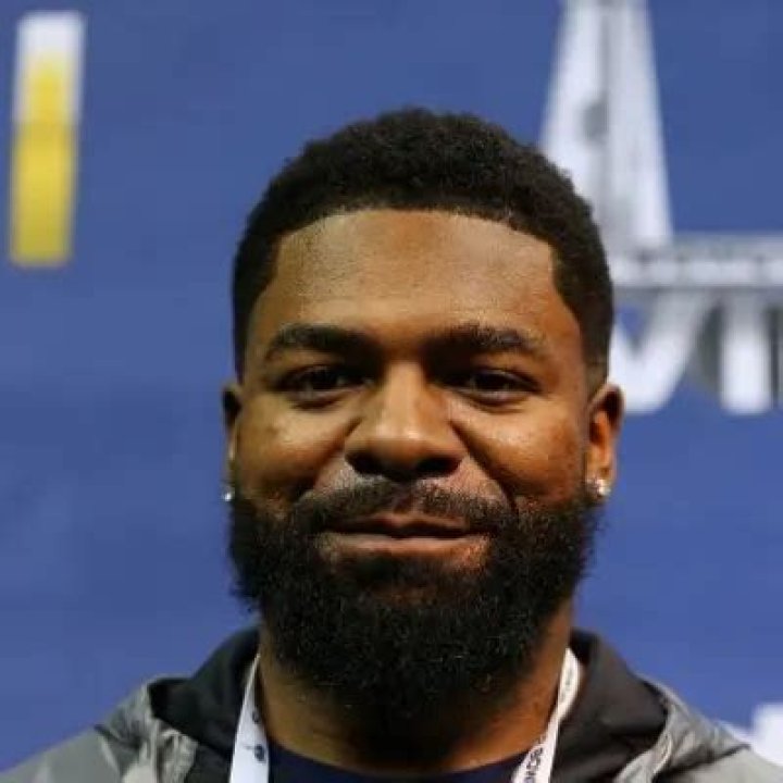 Tony McDaniel Net Worth | Celebrity Net Worth