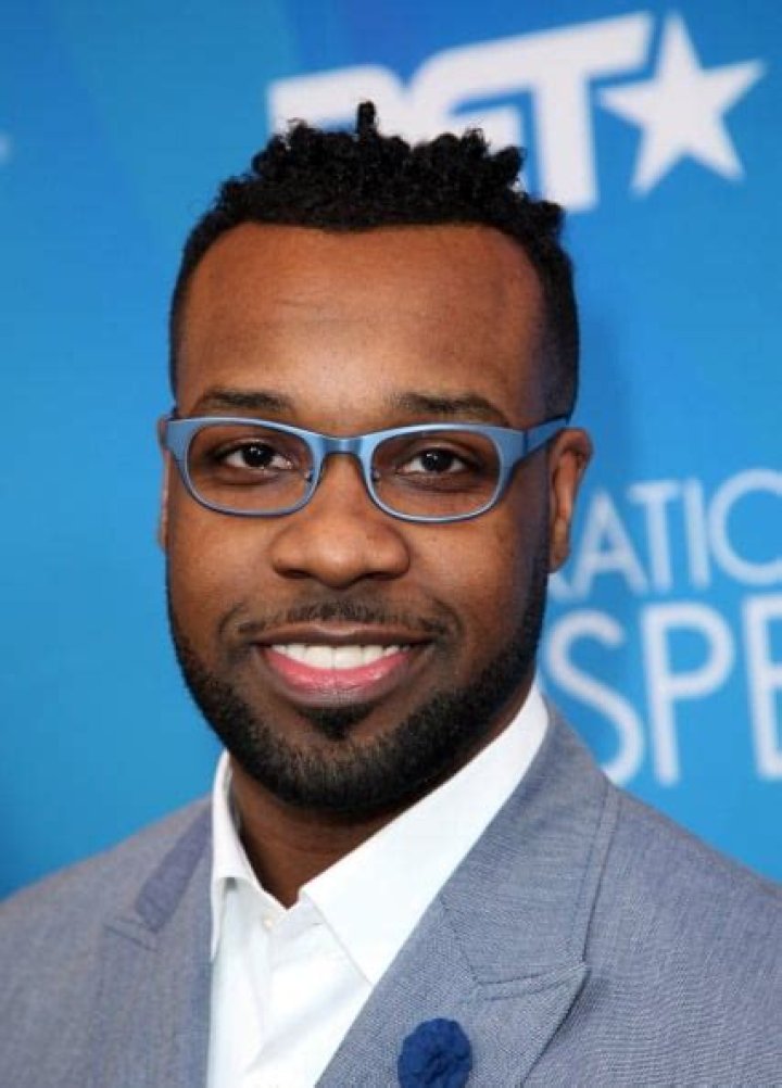 VaShawn Mitchell Net Worth | Celebrity Net Worth