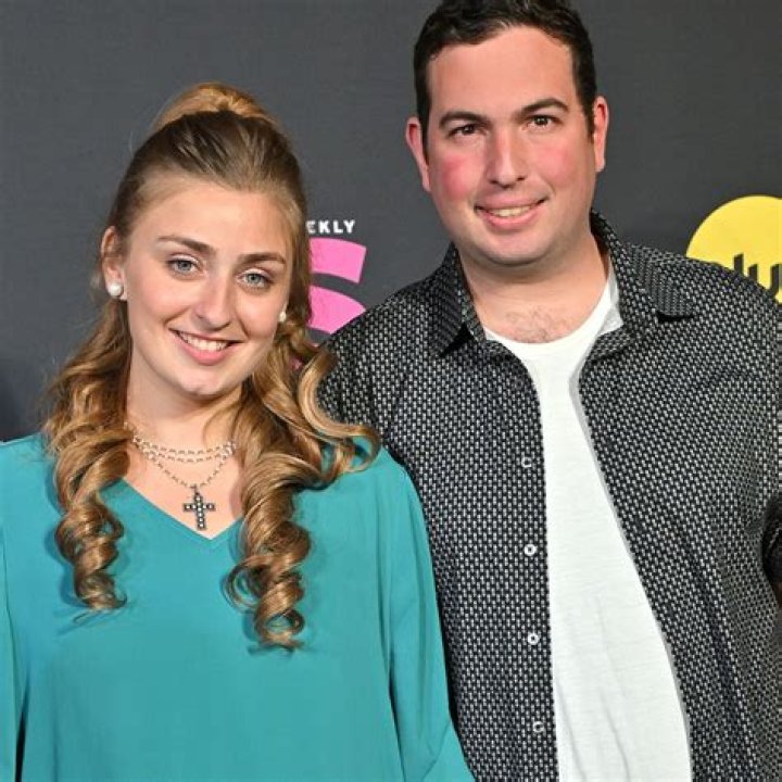 Who is Abbey Lee Kershaw Dating Now