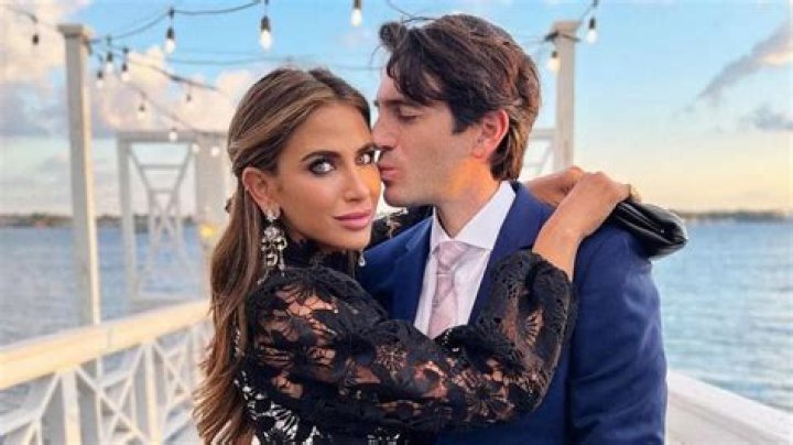 Who is Brynn Cartelli Dating Now