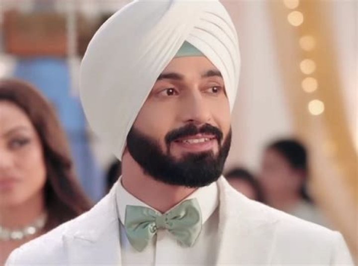 Who is Dhanundhorn Neerasingh Dating Now?