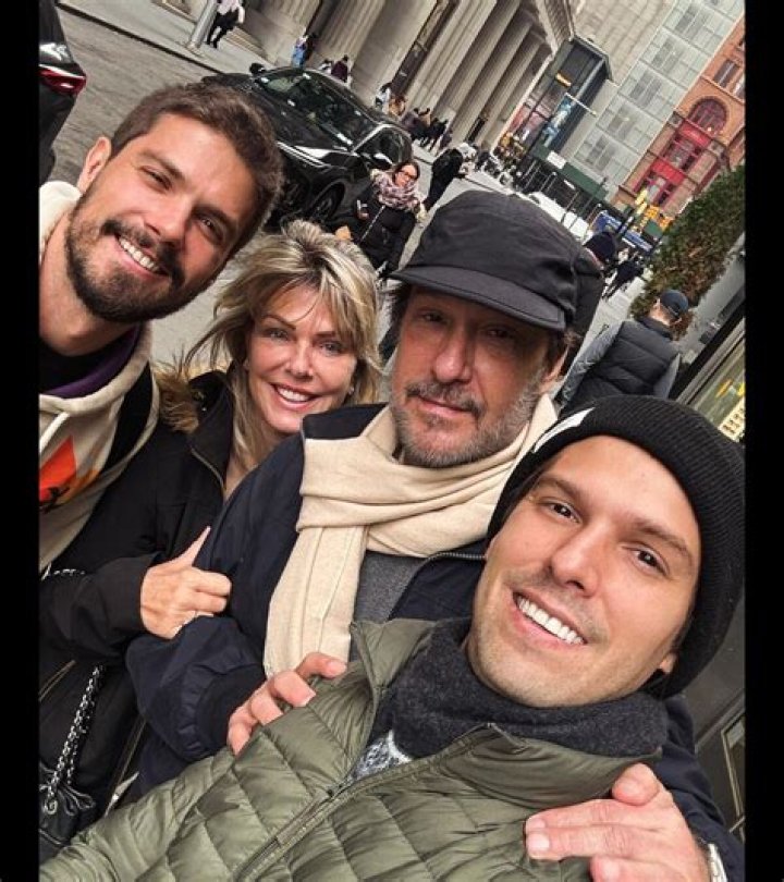 Who is Eduardo Surita Dating Now?