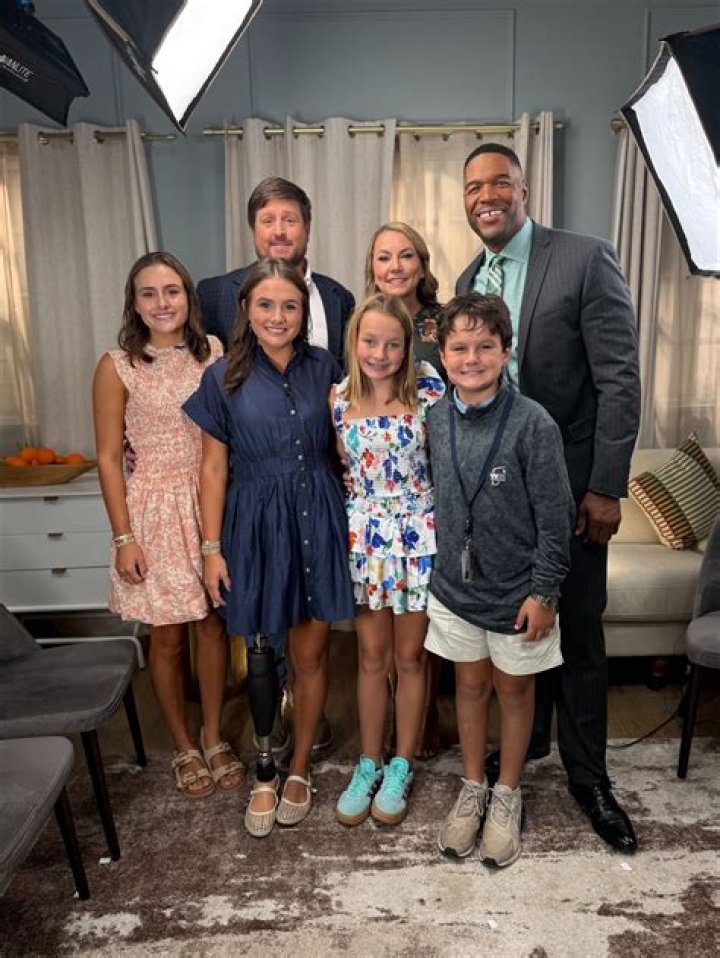 Who is Lulu Antariksa Dating Now?