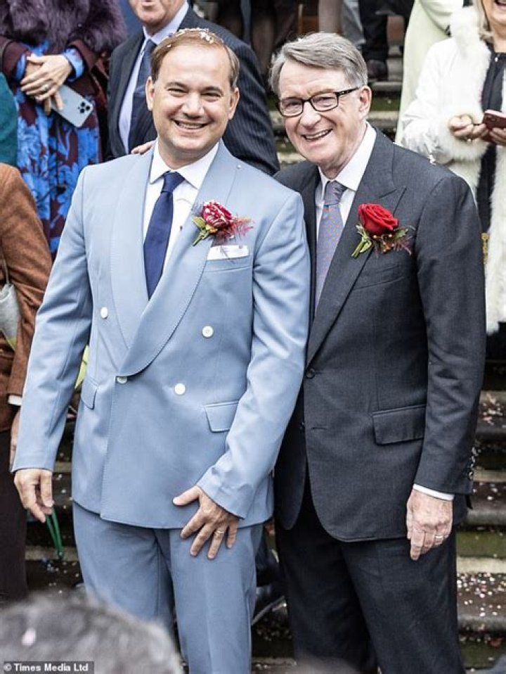 Who is Reinaldo Zavarce Dating Now?