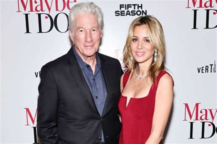 Who is Richard Bernstein Dating Now