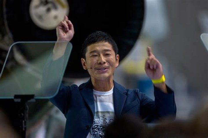 Yusaku Maezawa Net Worth | Celebrity Net Worth